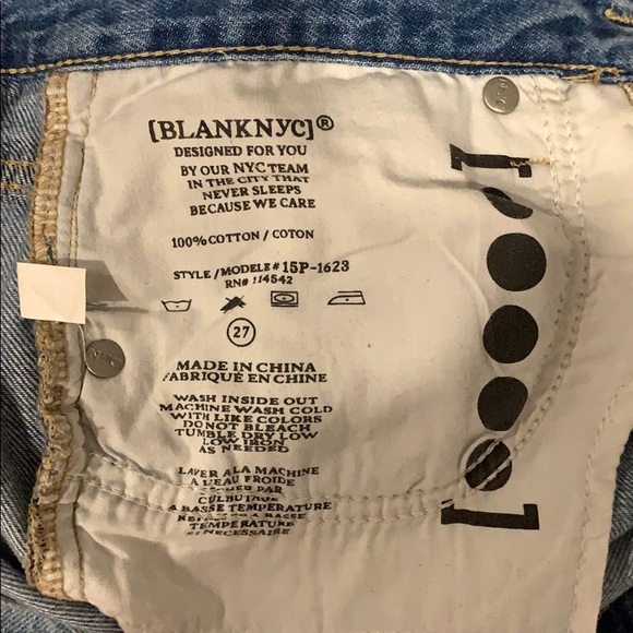 BlankNYC distressed jeans - Picture 5 of 8